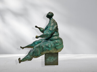 Skulptur mit dem Titel "Merry Widow" von Artgallery, Original-Kunstwerk, Bronze