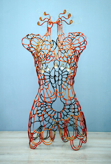 Sculptuur getiteld "Павлины в теле" door Artmaster Gurban, Origineel Kunstwerk, Metalen