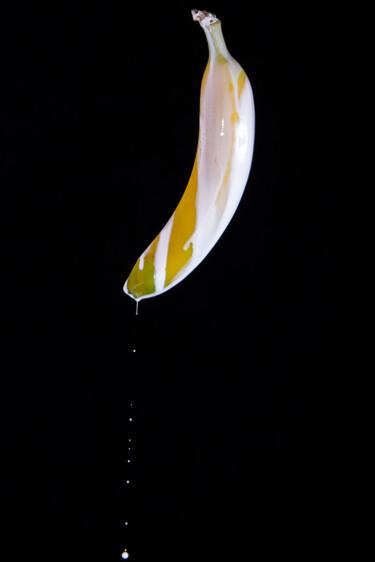 Fotografie getiteld "Banana Splash 4" door Anna Sowinska, Origineel Kunstwerk, Digitale fotografie