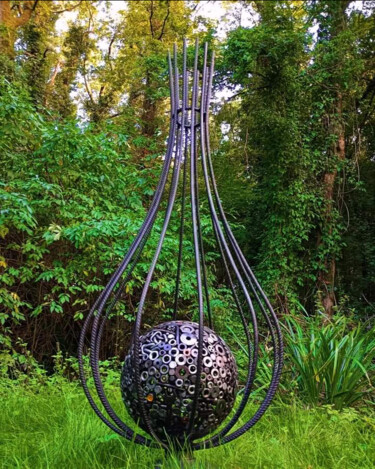 Sculpture titled "EFFLORESCENCE" by Atelier Brictius, Original Artwork, Metals