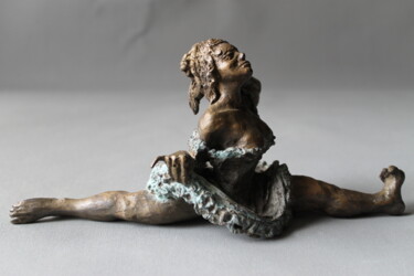 Skulptur mit dem Titel "Froufrou Cancan" von Audrey Fléchet, Original-Kunstwerk, Bronze
