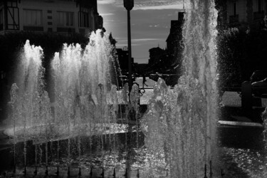 Fotografia zatytułowany „Fontaine de la plac…” autorstwa Aurélien Comte, Oryginalna praca, Fotografia cyfrowa
