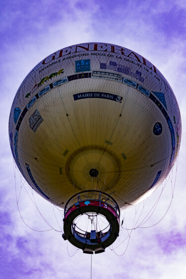 Fotografie mit dem Titel "Ballon de Paris" von Aurélien Comte, Original-Kunstwerk, Digitale Fotografie