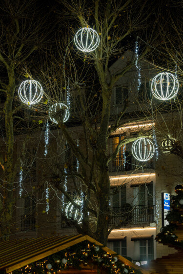 Photography titled "Boules argentées da…" by Aurélien Comte, Original Artwork, Digital Photography