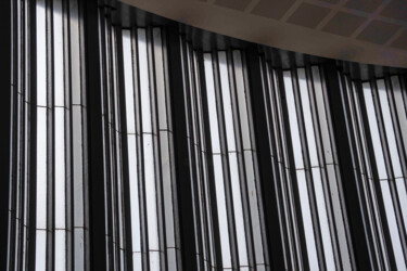 Photographie intitulée "Gare de Caen" par Aurélien Comte, Œuvre d'art originale, Photographie numérique