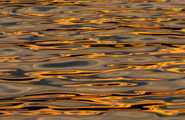 Photographie intitulée "Reflets d'eau" par Aurélien Comte, Œuvre d'art originale, Photographie numérique