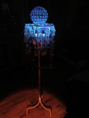 设计 标题为“'Space 'lamp” 由Babette Van Emmerik, 原创艺术品, 家具
