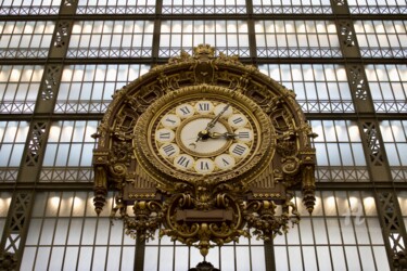 Fotografie mit dem Titel "L'horloge du musée…" von Balagour, Original-Kunstwerk, Digitale Fotografie