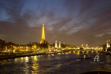 Fotografia intitolato "Midnight in Paris" da Balagour, Opera d'arte originale, Fotografia digitale