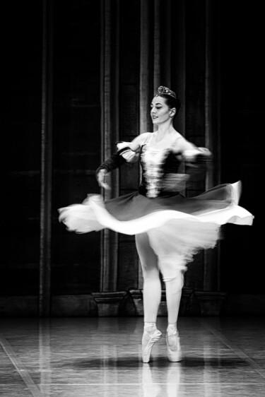 Fotografía titulada "La Danseuse" por Olivier Barau, Obra de arte original, Fotografía digital