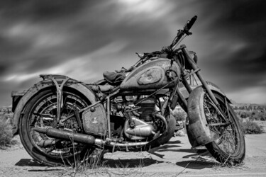 摄影 标题为“Vintage Motorcycle” 由Olivier Barau, 原创艺术品, 数码摄影