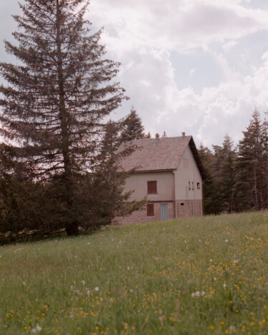 Photography titled "Refuge Champêtre" by Bastien Galiana, Original Artwork, Analog photography