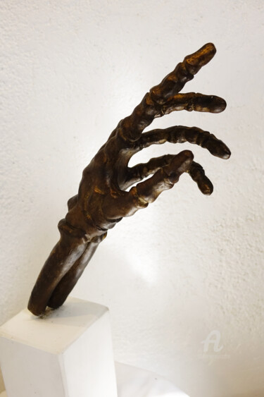 Sculpture intitulée "Le doigt de Dieu" par Bérengère Labarthe (Lab-Art), Œuvre d'art originale, Terre cuite