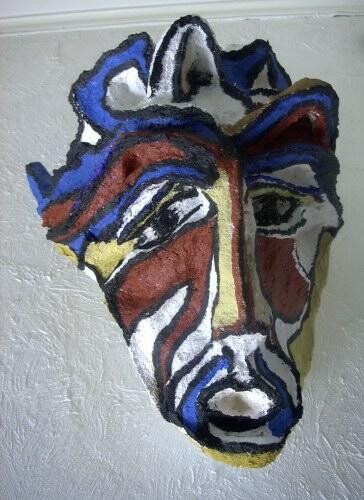 Sculpture titled "masque 10" by Bernard Peyroles, Original Artwork, Oil