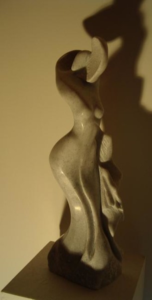 Sculpture intitulée "Chysalide" par Yvon Bescond, Œuvre d'art originale, Pierre