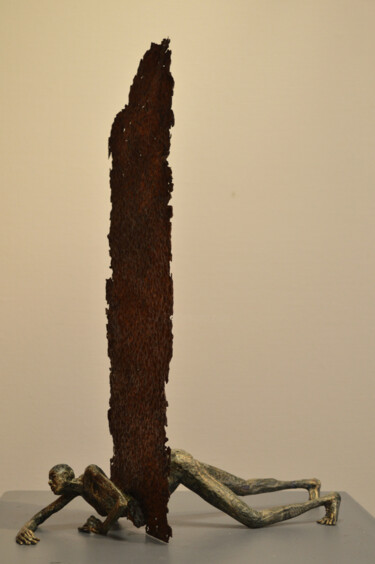 Escultura intitulada "ça passe" por Betty Hanns, Obras de arte originais, Papel machê