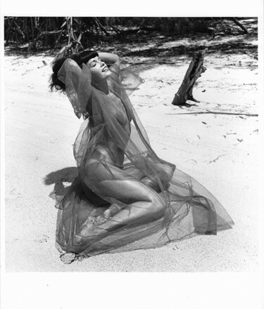 Fotografia intitulada "Floride – 1955 #6" por Betty Page - Bunny Yeager, Obras de arte originais, Fotografia Não Manipulada