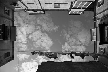 「The courtyard on th…」というタイトルの写真撮影 Andrii Bilonozhkoによって, オリジナルのアートワーク, デジタル