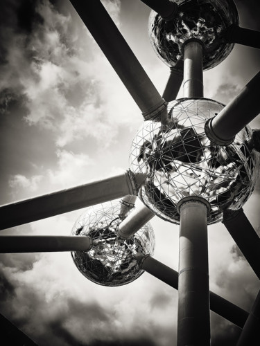 摄影 标题为“Atomium IV” 由Jgc Braticius, 原创艺术品, 数码摄影