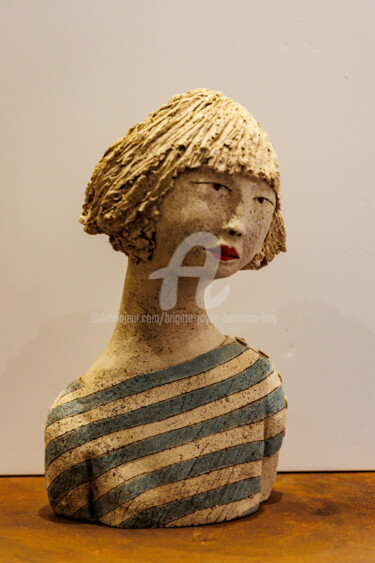 Sculptuur getiteld "Isabelle" door Brigitte Joyez Beaurain (BRIG), Origineel Kunstwerk, Terra cotta