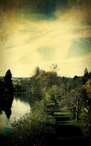 Photography titled "Down by the riversi…" by Dave English, Original Artwork, Digital Photography