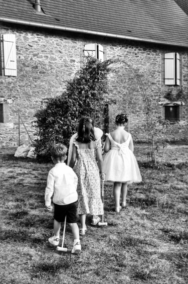 Fotografia intitolato "Les enfants au mari…" da Bruno Kattnig, Opera d'arte originale, Fotografia digitale