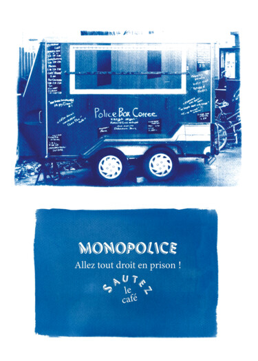 Fotografia intitolato "POLICE BOX COFFEE" da Bruno Lhonneur, Opera d'arte originale, fotografia a pellicola