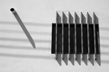 Photography titled "String Shadows" by Calder, Original Artwork, Digital Photography