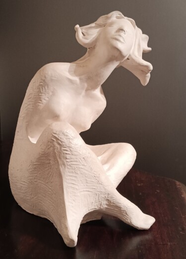 Sculpture titled "Colpo di sole" by Carla Ballarini, Original Artwork, Terra cotta