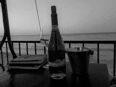 Photography titled "Apéritif-Mer Noir R…" by Carlos Vieira, Original Artwork, Non Manipulated Photography