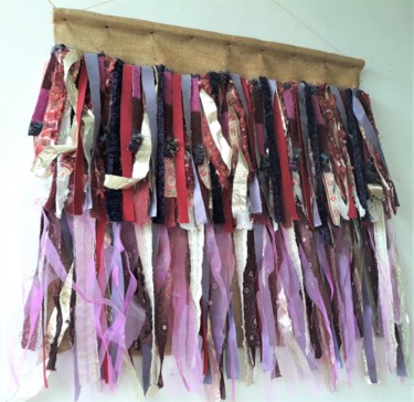 Textilkunst mit dem Titel "Wall Hanging" von Marta Castellanos, Original-Kunstwerk, Stoff