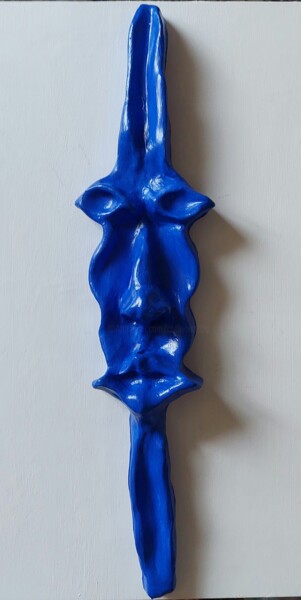 Скульптура под названием "tout en long" - Catali, Подлинное произведение искусства, Глина