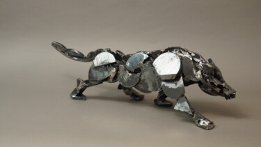 Sculpture titled "Wolf" by Cédric Bonfanti, Original Artwork, Metals