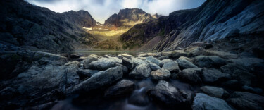 Fotografia intitolato "Le Mordor" da Cédric Brion (Studio Clavicule Pics), Opera d'arte originale, Fotografia digitale Monta…