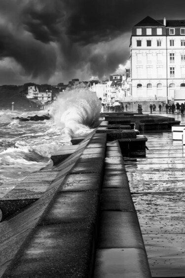 Photographie intitulée "vague refoulée" par Cedric Caron, Œuvre d'art originale, Photographie numérique