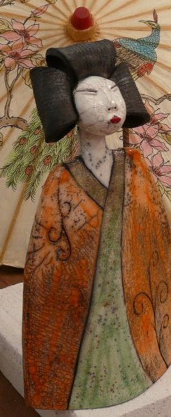 Sculpture titled "Geisha stylisée" by Sandrine Sueres, Original Artwork