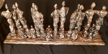 Sculpture titled "COMMUNAUTE II" by Christiane Guerry, Original Artwork, Paper