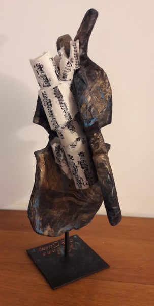 Sculpture intitulée "VIOLONS" par Christiane Guerry, Œuvre d'art originale, Papier