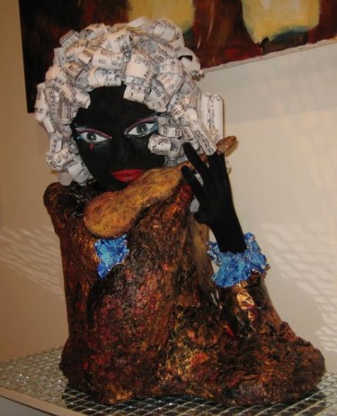 Sculpture titled "LA DIVA NOIRE" by Christiane Guerry, Original Artwork, Mixed Media