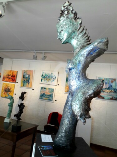 Sculptuur getiteld "Vent de folie" door Christine Dupont, Origineel Kunstwerk, Keramiek