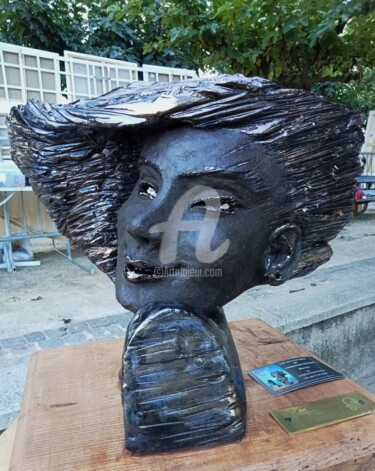 Скульптура под названием "Eolia" - Christine Dupont, Подлинное произведение искусства, Глина
