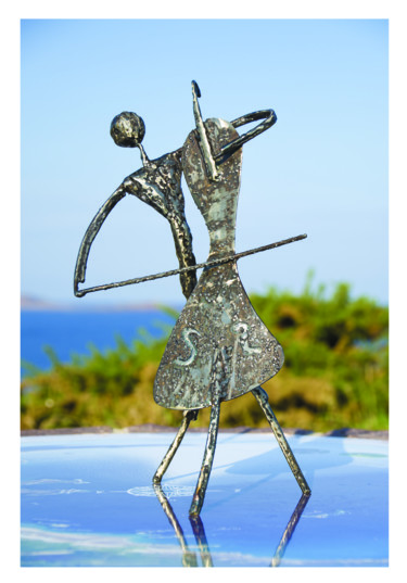 Sculpture titled "06 - Violoncelliste" by Christophe-Christophe, Original Artwork, Metals