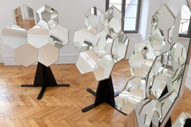 雕塑 标题为“Face to Face” 由Christophe Bregnard, 原创艺术品, 玻璃