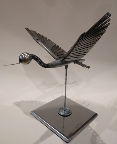 Escultura titulada "Héron" por Claire Savail, Obra de arte original, Metales