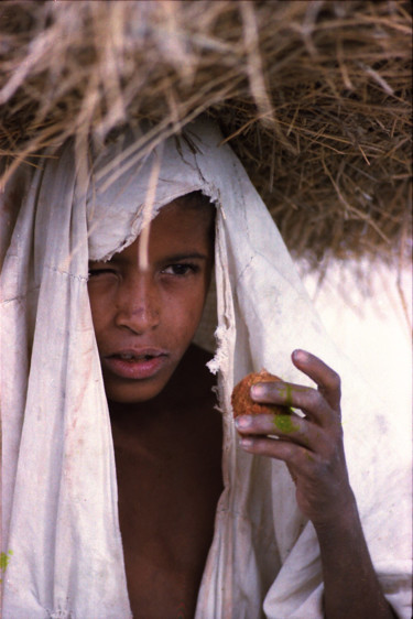 Photographie intitulée "enfant-peul-1" par Claude Grand, Œuvre d'art originale