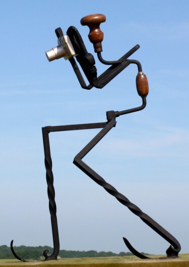Sculpture intitulée "Photographer" par Clive Manuel, Œuvre d'art originale, Métaux