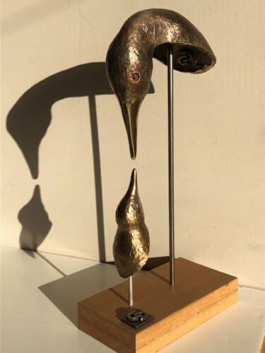 Skulptur mit dem Titel "Regards" von Claude Germain, Original-Kunstwerk, Bronze