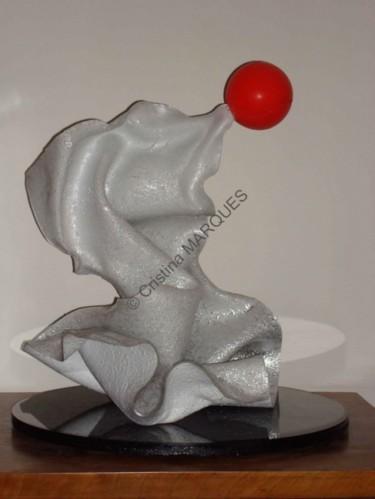 Скульптура под названием "The Dolphin Show" - Cristina Marquès, Подлинное произведение искусства, Пластмасса