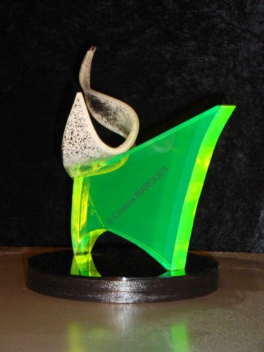 Sculpture titled "L's Bull" by Cristina Marquès, Original Artwork, Plastic