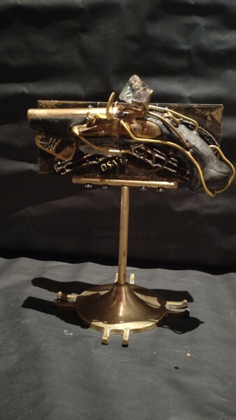 Sculpture titled "Pistolet à silex, d…" by D.S.A.Rt, Original Artwork, Metals